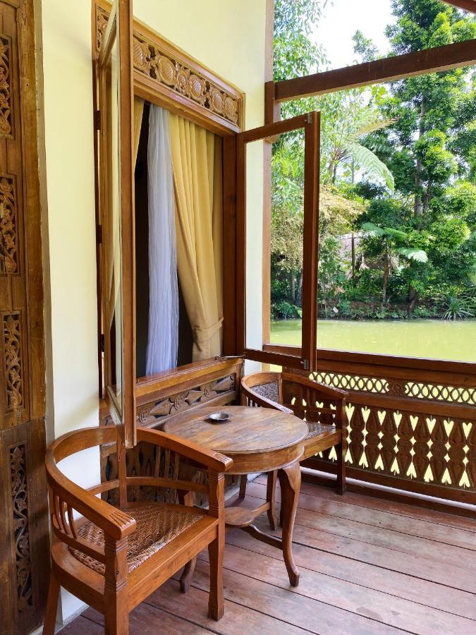 Sapulidi Cafe, Gallery & Resort Lembang Exteriör bild